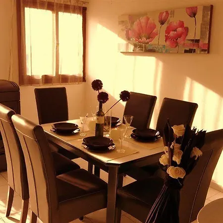 And Diana Apartment