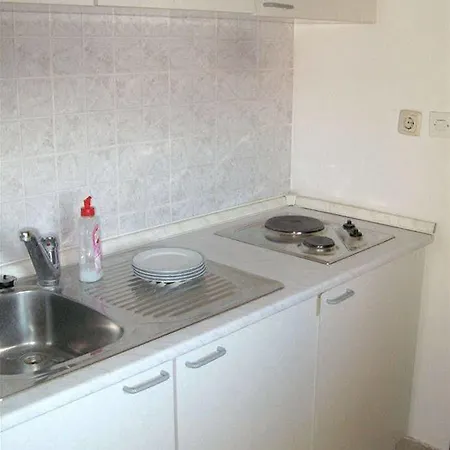 And Diana Apartment